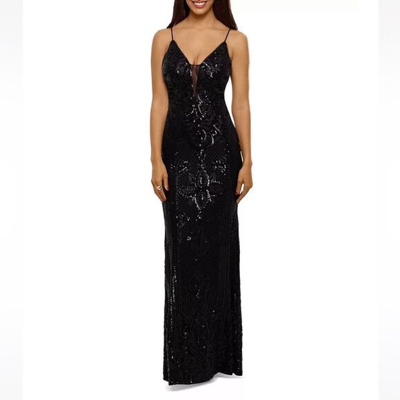 AQUA
Sequined Long Gown  - Picture 1 of 6